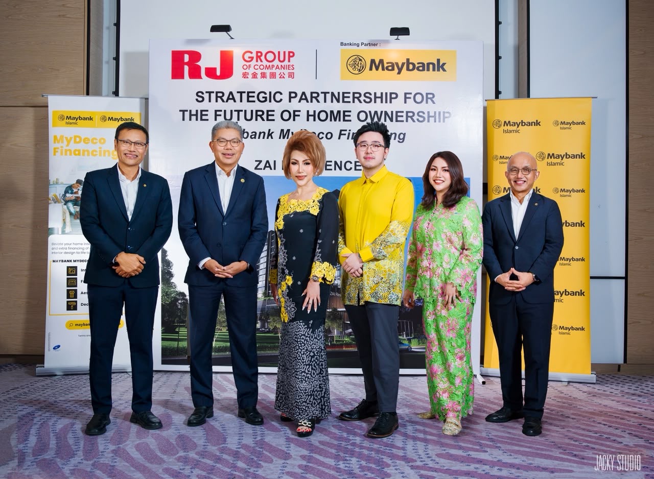 RJ Group and Maybank representatives at the Zai Residences strategic partnership event